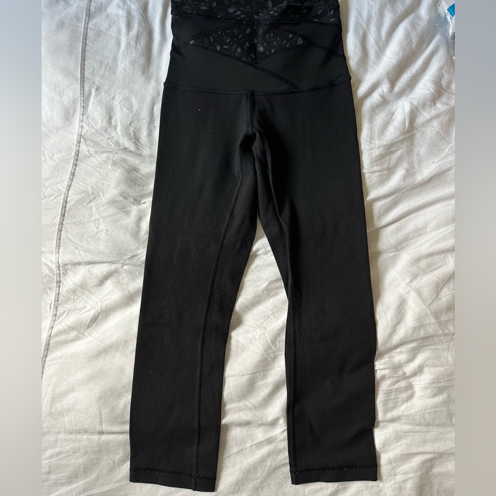Lululemon Wunder Under waist mesh leggings Size 4